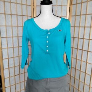 Hollister Y2K Blue Fitted 3/4 Sleeve Top with Scoop Neck